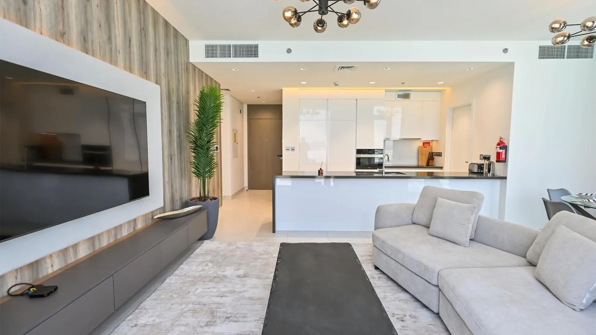 Unique 2 Bedroom In District One Meydan Dubai 0*,